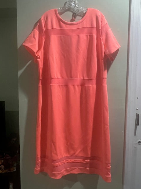 Boutique Peach Mesh Accent Dress – Plus Size