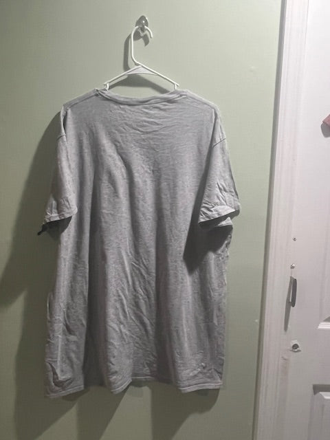 Fruit of the Loom Men's Gray Short Sleeve Tee – Size XL