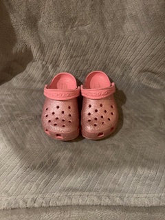 Girls glittery pink Crocs