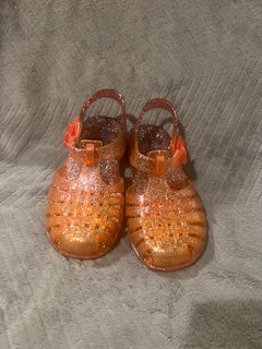 Girls pink glittery jelly sandals